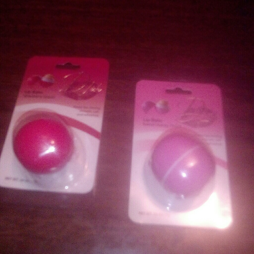 2 lip Blum's